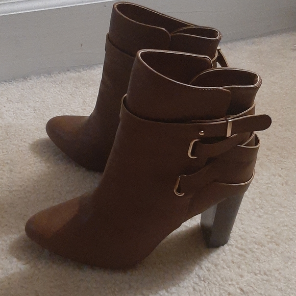JustFab Catalina Wrap Around Booties - Picture 4 of 6